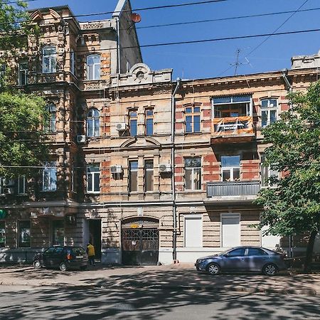 Elementary Hostel Odesa Exterior photo